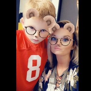 Meet your Posher, Lisa